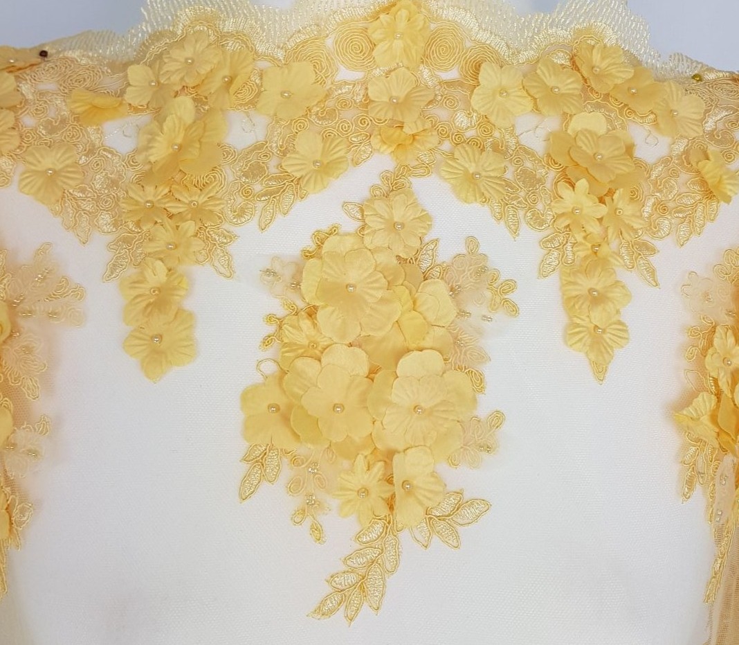 koronka 3d na tiulu słoneczny żółty zdobiona koronka 3d na tiulu słoneczny żółty zdobiona
